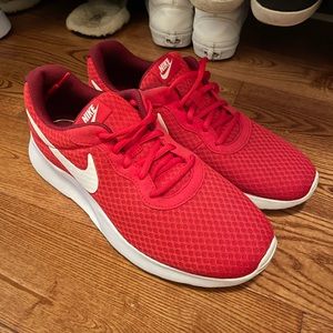 Nike Men's Tanjun Running Sneaker University Red